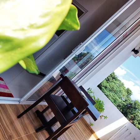 Chen Villa - Near Airport Negombo Bagian luar foto