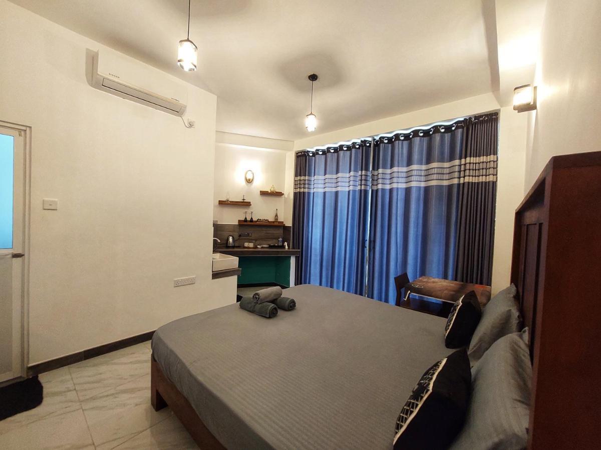 Chen Villa - Near Airport Negombo Bagian luar foto