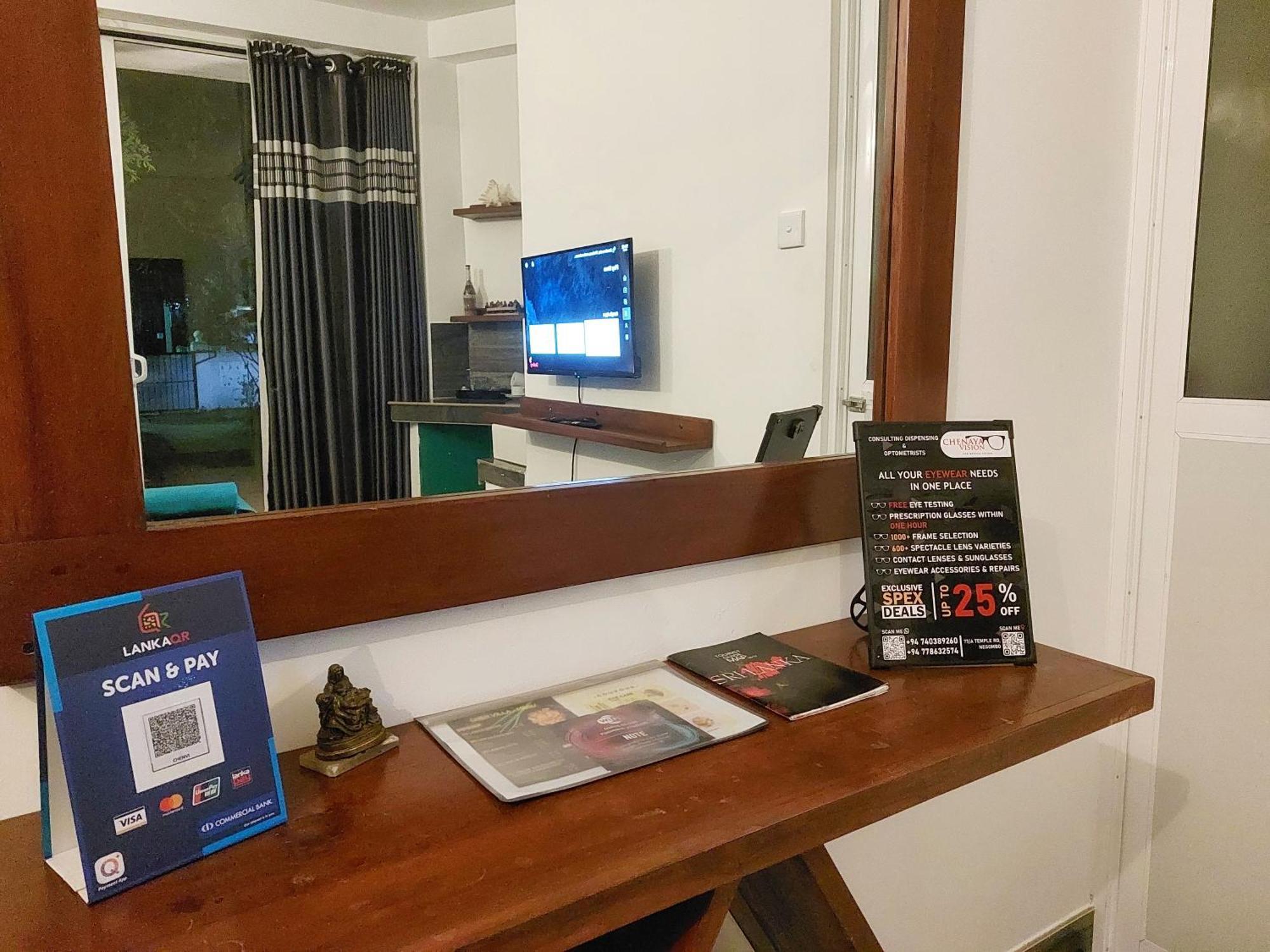 Chen Villa - Near Airport Negombo Bagian luar foto