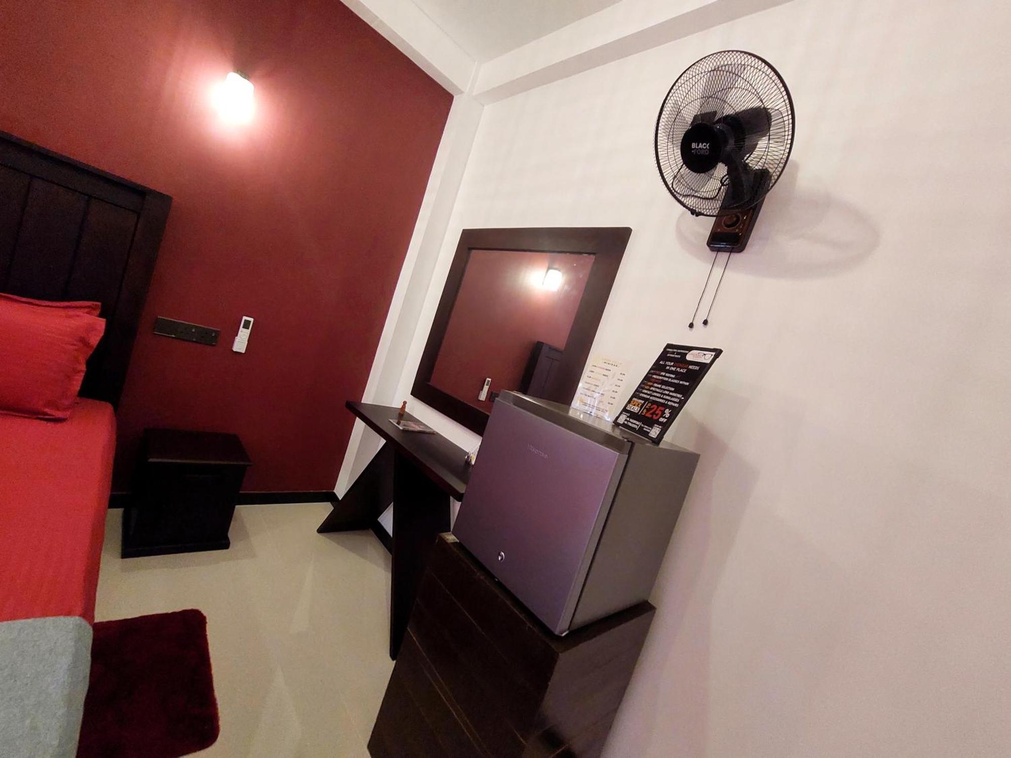 Chen Villa - Near Airport Negombo Bagian luar foto