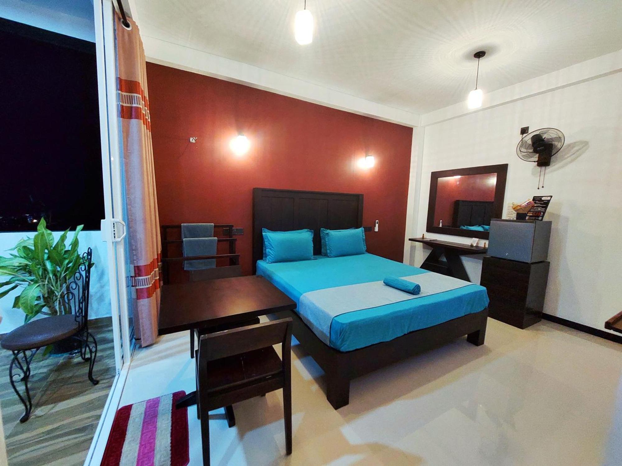 Chen Villa - Near Airport Negombo Bagian luar foto