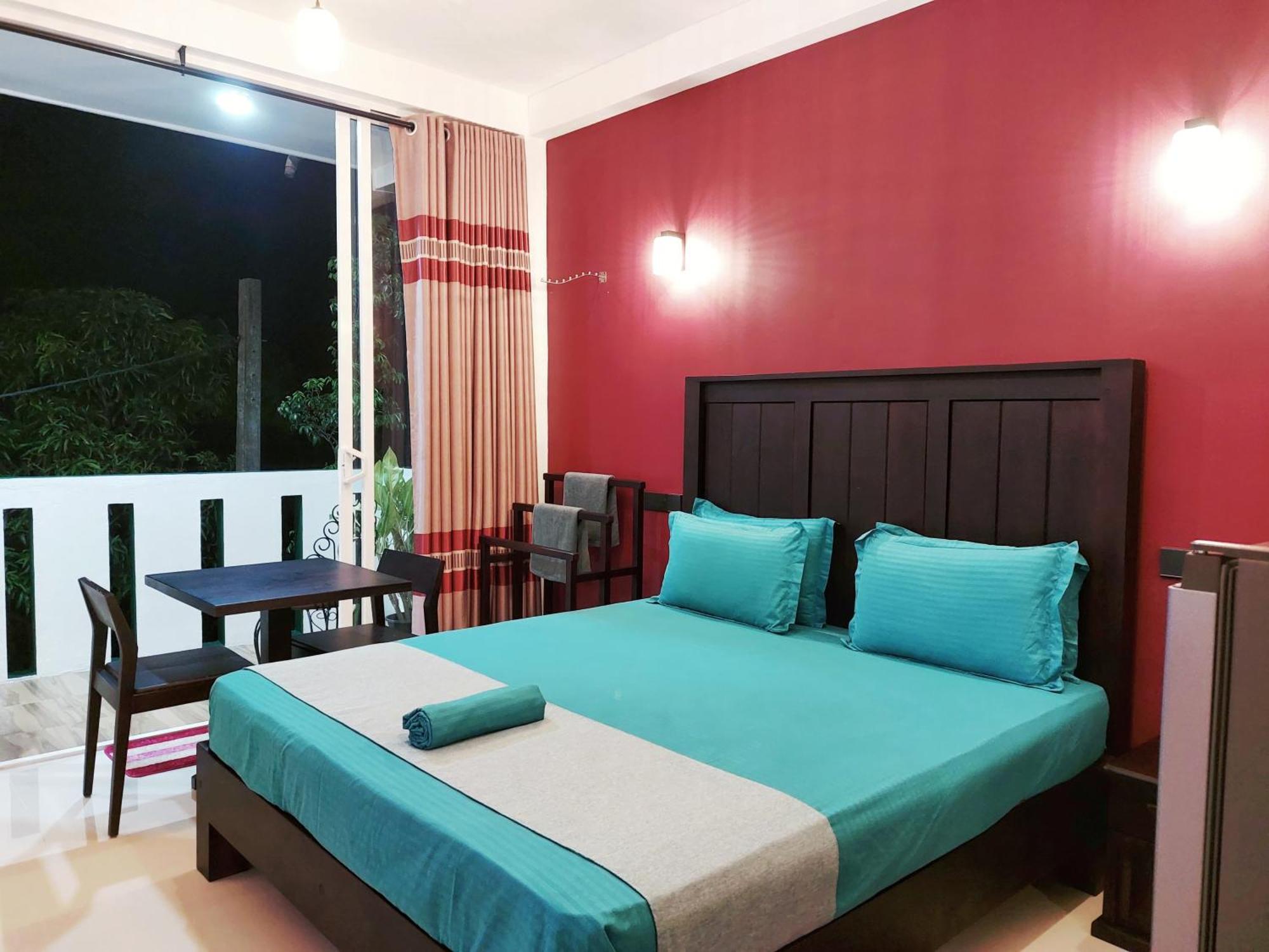 Chen Villa - Near Airport Negombo Bagian luar foto